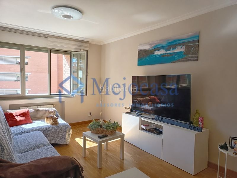 Foto 5790af13-ae32-4d18-819b-3a3049d742dc. Pis amb calefacció aparcament piscina a Alameda de Osuna Madrid