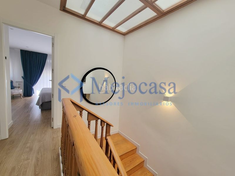 Foto aaa74d8a-0103-46e5-b6f5-a10552c2d005. Casa adossada amb calefacció aparcament piscina a Madrid