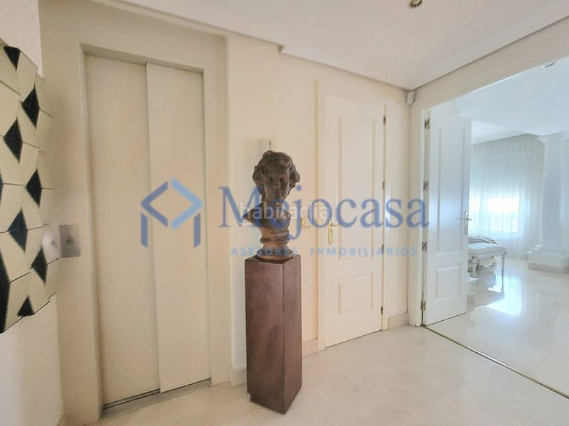 Foto 34e9af87-afd2-44b2-91c4-9d5ad01d9ab2. Casa adossada amb calefacció aparcament piscina a Madrid