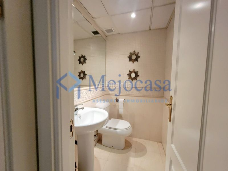 Foto 5af42c1a-b1b8-445a-a65c-67655ed57686. Casa adossada amb calefacció aparcament piscina a Madrid