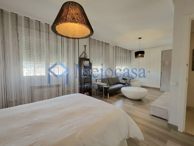 Foto 722a82d0-35ef-4fb9-8734-11da653f0806. Casa adossada amb calefacció aparcament piscina a Madrid