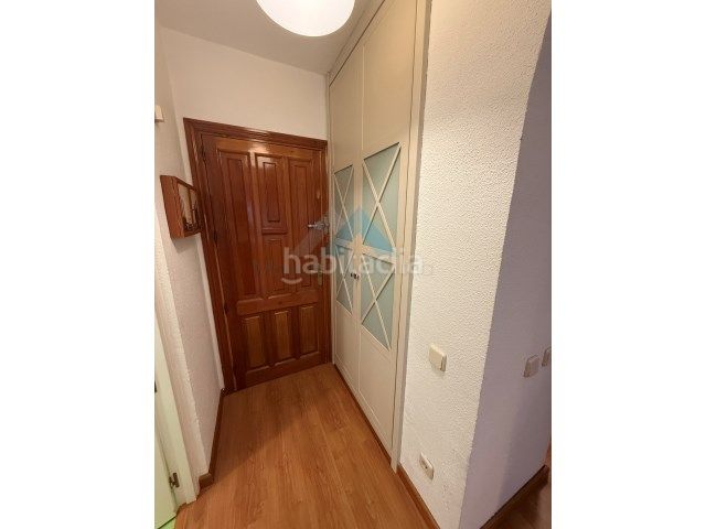 Foto 2127a81c-10af-4ac1-b751-6ecf71c70e0e. Alquiler apartamento  con plaza de garaje en alquiler casco historico en Alcalá de Henares