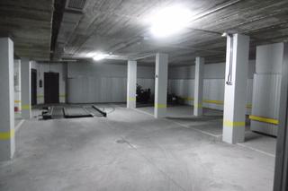 Aparcament cotxe  Calle carmen calzado. Plaza garaje para coche casco historico