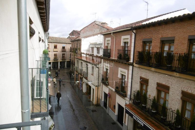Foto 40ba90c2-183f-464f-8f1a-6dc658202994. Aparcament cotxe a calle carmen calzado 8 a Casco Histórico Alcalá de Henares