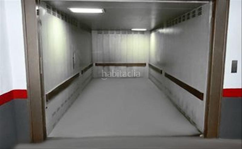 Foto a2b1f26f-3454-4bd6-8cc9-9b8e819161b6. Aparcament cotxe a calle carmen calzado 8 a Casco Histórico Alcalá de Henares