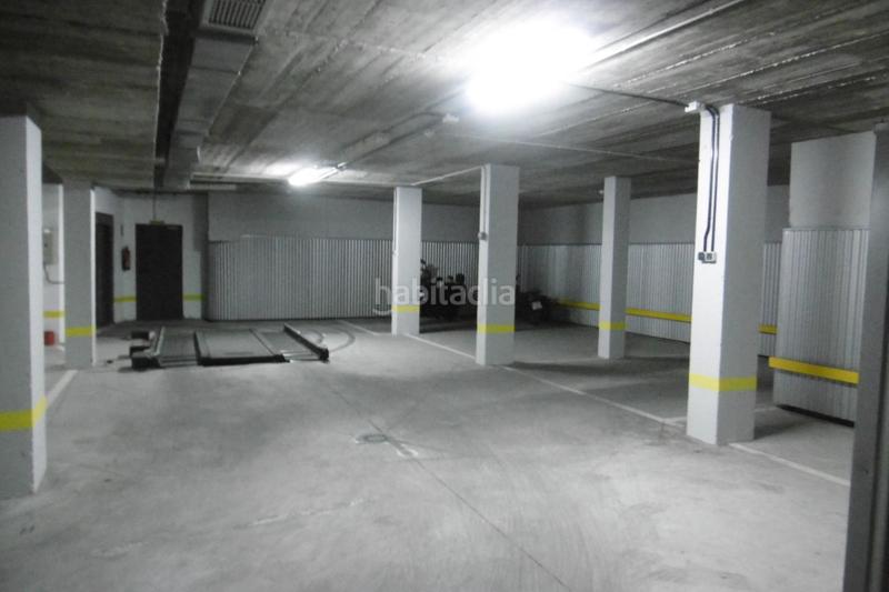 Foto dfd755da-546e-4859-9511-bea4af970cca. Aparcament cotxe a calle carmen calzado 8 a Casco Histórico Alcalá de Henares