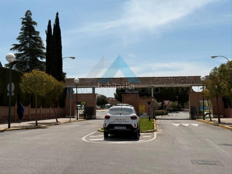 Foto ce149ce1-1127-4cbf-b4ae-c7a2b142acf3. Chalet  independiente en venta peñas albas en Villalbilla