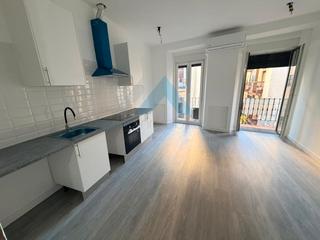 Studio  Calle de hortaleza 57. Estudio con dos balcones en venta calle hortaleza