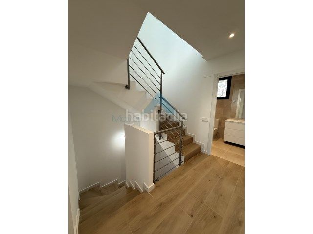 Foto 0fc73aa3-dcc9-403e-82ef-4e44c9c556c7. Alquiler casa adosada chalet adosado en alquiler a estrenar en valdebebas () en Madrid