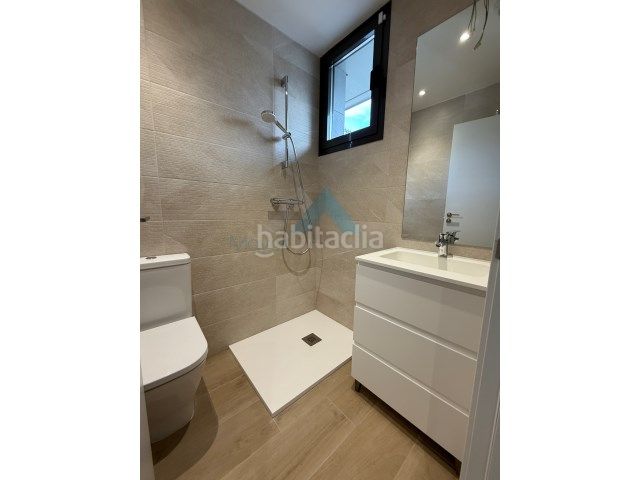 Foto 390407cd-66c9-4d90-87e5-15c22620dbcb. Alquiler casa adosada chalet adosado en alquiler a estrenar en valdebebas () en Madrid