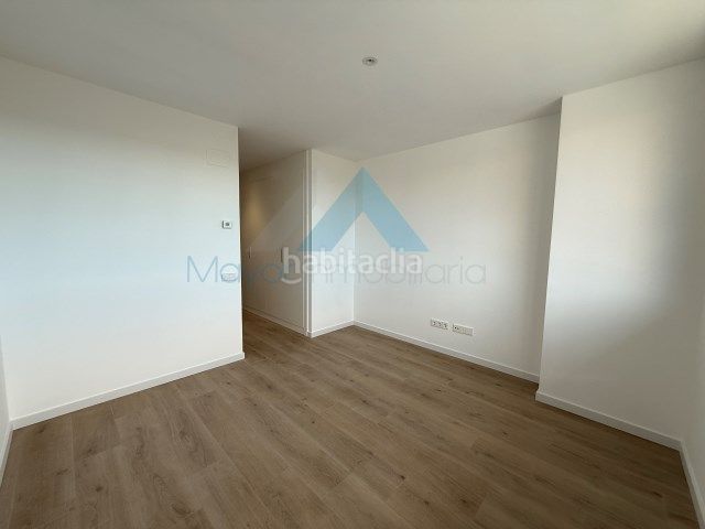 Foto 91d143ce-f584-484c-b887-4ee18ec73181. Alquiler casa adosada chalet adosado en alquiler a estrenar en valdebebas () en Madrid