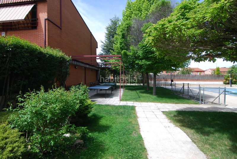 Foto 4fab3e02-8fb0-4c8a-9b48-5c48e37a8554. Casa adossada amb piscina a Urbanizaciones Rivas - Vaciamadrid