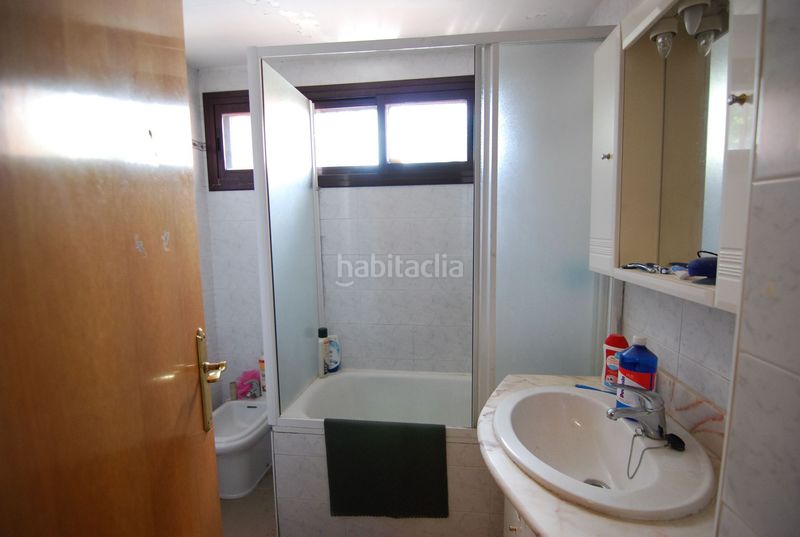 Foto ff5489f7-10f4-44b2-a487-6c4f75928f25. Casa adossada amb piscina a Urbanizaciones Rivas - Vaciamadrid