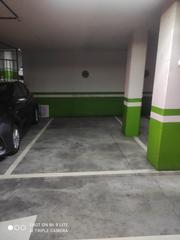 Parking coche en Acacias
