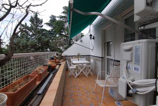 Appartement à San Martín de la Vega. Piso primero con terraza con 4 dormitorios !!