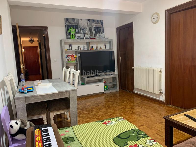 Foto 7b2b4127-b5db-4d81-8300-55e137380f95. Flat with heating in Circular Valladolid