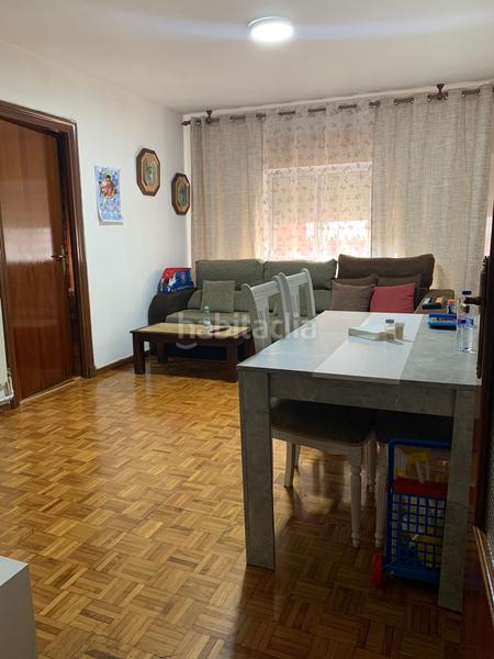 Foto eea0a5fe-eaab-45bd-b220-e666d85e5a75. Flat with heating in Circular Valladolid