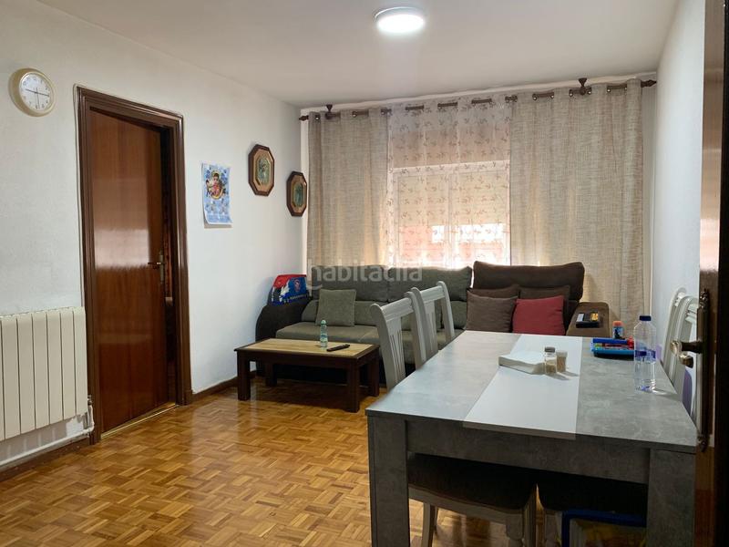 Foto 4fd67751-69a4-45f6-bcd2-d1ecb8c4677b. Piso en Circular Valladolid