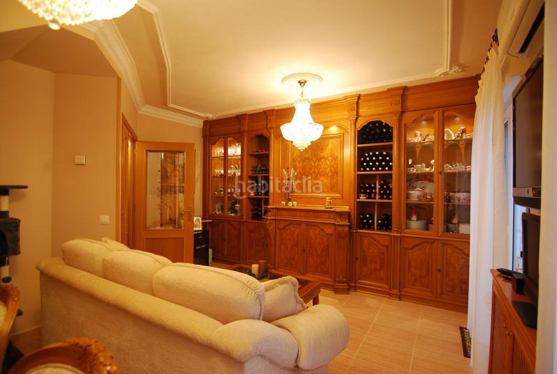 Foto 969bad3a-b601-40c0-9f17-64e350628ea8. Reihenhaus mit heizung in San Martín de la Vega