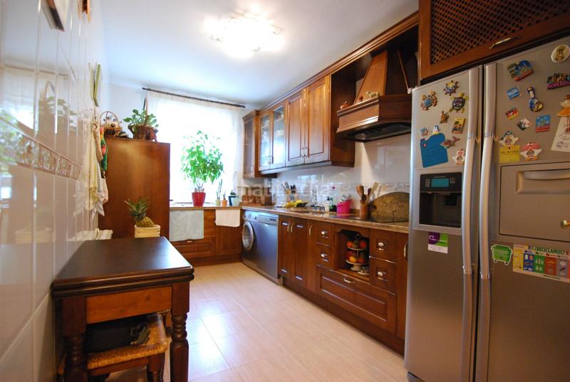 Foto e2177491-2e5a-4fba-872e-3551ba4be2fa. Reihenhaus mit heizung in San Martín de la Vega