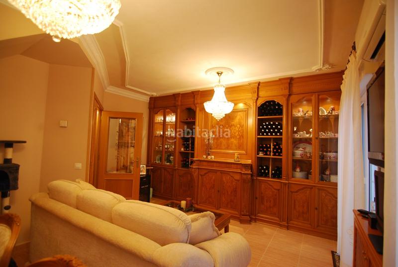 Foto e298b384-7332-4294-8c50-70b7e41ec484. Reihenhaus mit heizung in San Martín de la Vega