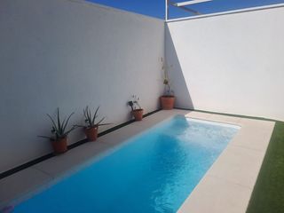 Haus in San Martín de la Vega. Chalet pareado moderno con piscina en zona residencial !!