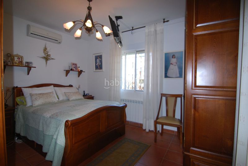 Foto 1487cbce-218f-4b70-973d-b5ff57491c28. Casa amb calefacció a Navas del Rey