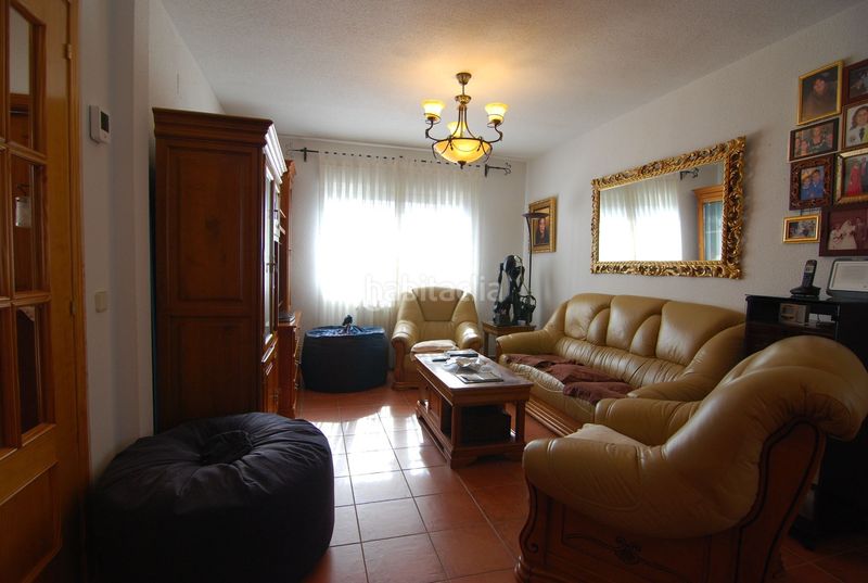 Foto 78b2bbbc-f678-45b8-9714-59f5462ce1e2. Casa amb calefacció a Navas del Rey
