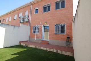 Maison à San Martín de la Vega. Chalet adosado en la mejor zona del municipio !!
