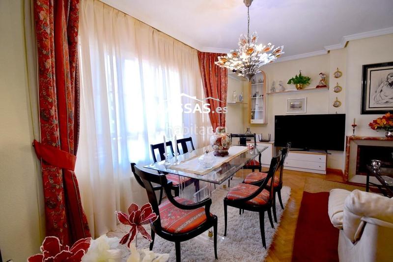 Foto 030d0a9e-90cf-4e6e-9a6d-1852acf6a648. Casa adosada chalet en fresnos, 6 habitaciones, 3 baños, jardin, garaje y solarium. en Torrejón de Ardoz