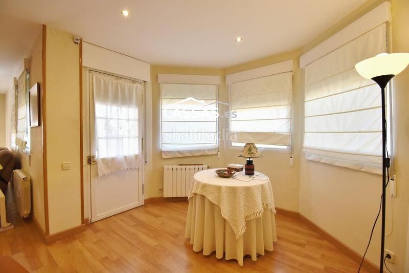 Foto 293710bc-ea6b-4d4b-830c-d306d7e41a40. Xalet amb calefacció aparcament a Berrocales de Jarama Paracuellos de Jarama