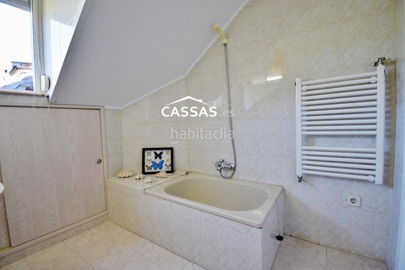 Foto e8b9d7e9-76cc-49cc-9961-0619c5fb6d7a. Xalet amb calefacció aparcament a Berrocales de Jarama Paracuellos de Jarama