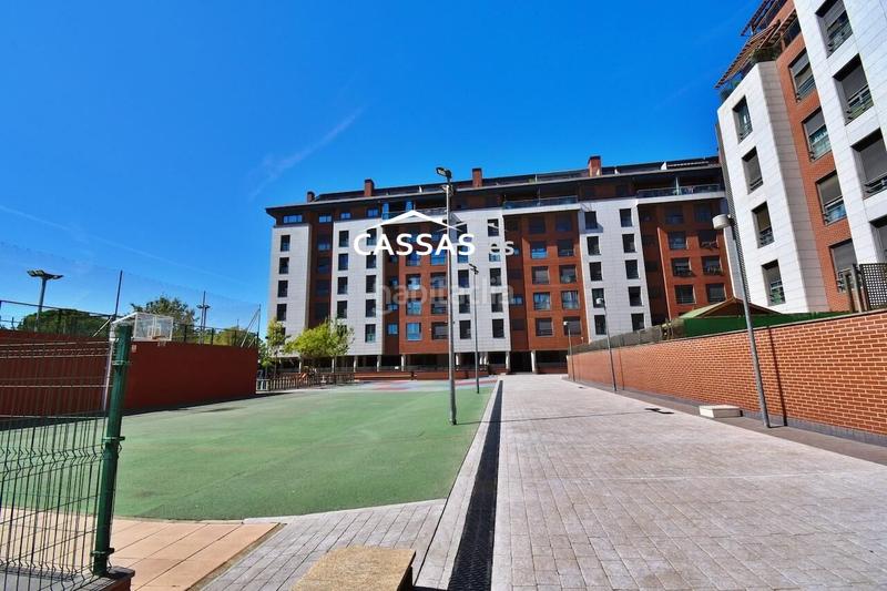 Foto c1e0a62f-82c9-47a8-aa62-a8ea41488053. Appartamento con riscaldamento parcheggio piscina in Torrejón de Ardoz