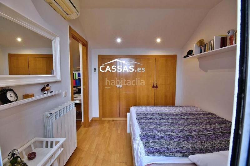 Foto 0af5097c-4720-44f4-93fe-8504b300c288. Àtic amb calefacció aparcament piscina a Virgen del Rosario Torrejón de Ardoz