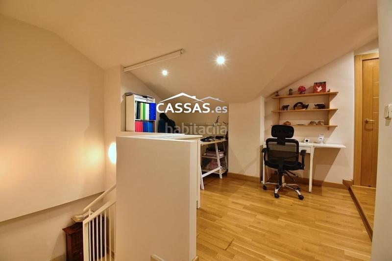 Foto 4b7c5be8-9706-4008-ba2c-bcbd5da9ef00. Àtic amb calefacció aparcament piscina a Virgen del Rosario Torrejón de Ardoz