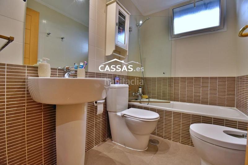 Foto 7c52b6fb-7189-403e-832d-0a57f4c7a175. Àtic amb calefacció aparcament piscina a Virgen del Rosario Torrejón de Ardoz