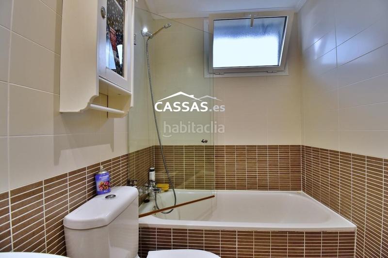 Foto a0cdd51f-408f-42ac-b8f6-adfdddba16dc. Àtic amb calefacció aparcament piscina a Virgen del Rosario Torrejón de Ardoz