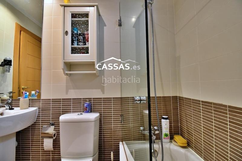 Foto d81e91b6-a82f-43f4-b71f-5fd3925d9a38. Àtic amb calefacció aparcament piscina a Virgen del Rosario Torrejón de Ardoz