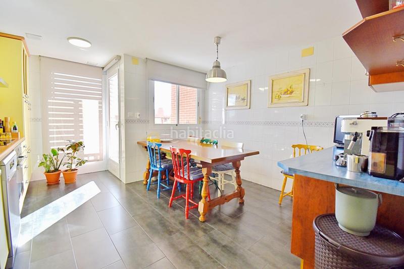 Foto 3aea3e21-dbb9-4834-9a2f-040fb3f5a55e. Pis amb calefacció aparcament a Fresnos I y II Torrejón de Ardoz