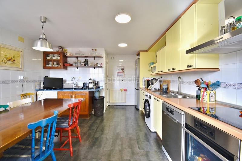 Foto 5552ef4c-02fe-4179-8853-a2b3c265e9eb. Pis amb calefacció aparcament a Fresnos I y II Torrejón de Ardoz