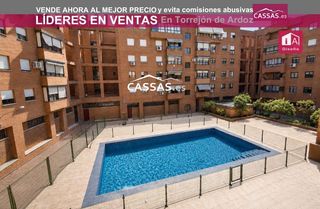 Flat  Calle melilla. Zona juncal  3 habitaciones, 2 baños, garaje, urbanización con p