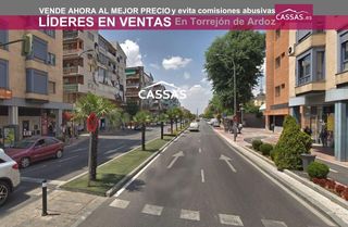 Pis  Calle logroño. Zona centro renfe. 2 habitaciones antes 3. 1º planta sin ascenso