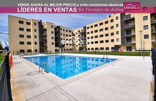 Attique  Calle de thomas edison. Alovera  obra nueva. ático con terraza de 10 m2, 3 habitaciones,