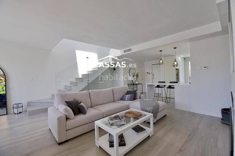 Foto 5ede1d31-5d2f-484b-85a0-d2bb5d344971. Casa adossada amb calefacció aparcament a Fresnos I y II Torrejón de Ardoz
