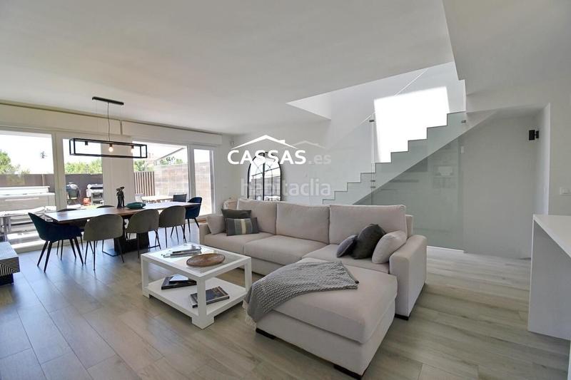 Foto ae4a8e19-3fc6-4f83-a96e-0a78c35e7fb5. Casa adossada amb calefacció aparcament a Fresnos I y II Torrejón de Ardoz