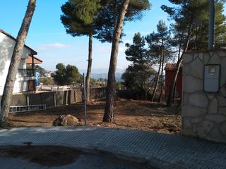 Residential Plot in Carrer del segre 67. Terreno de 700 m² en la exclusiva urbanización creu aragall