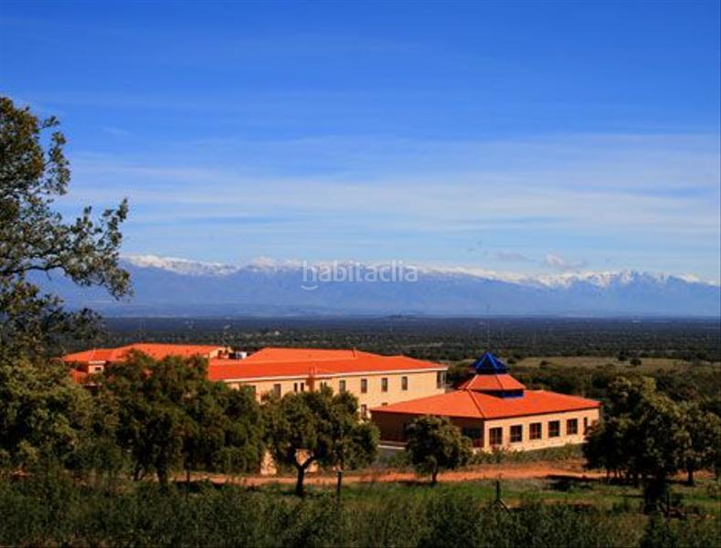 Foto 38c35fa7-2cb9-46fd-9f59-782694379807. Edifici a Serrejón