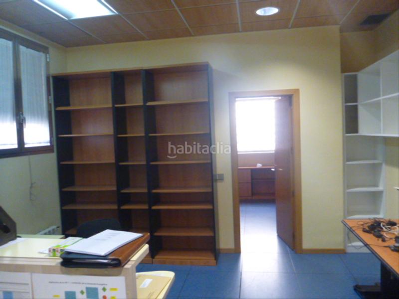 Foto 8a5e8715-b425-4d4e-acd9-f9d3290d3ac7. Oficina en calle virgen del sagrario 19 oficina en finca representativa en Madrid