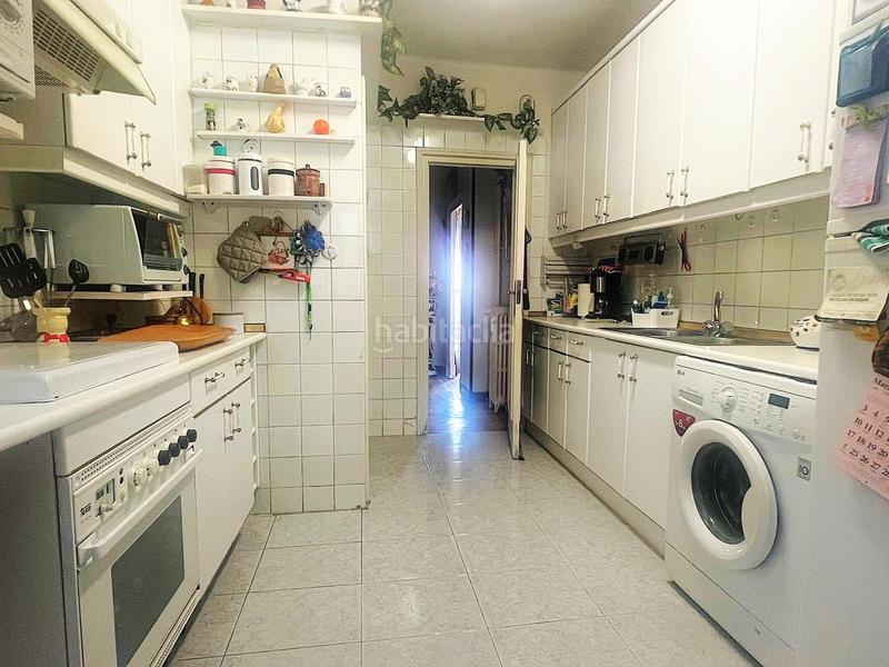 Foto a4d2a45e-6efe-417e-ba05-15e422e8ee38. Flat with heating in Guindalera Madrid