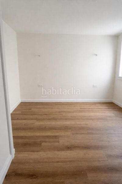 Foto 975f3627-2a81-4eae-a9e8-68a64cfce452. Pis amb aparcament piscina a Torreblanca del Sol Fuengirola